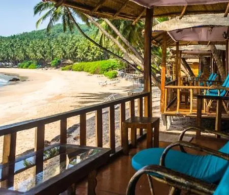 Little Cove Yoga Retreat Hotel